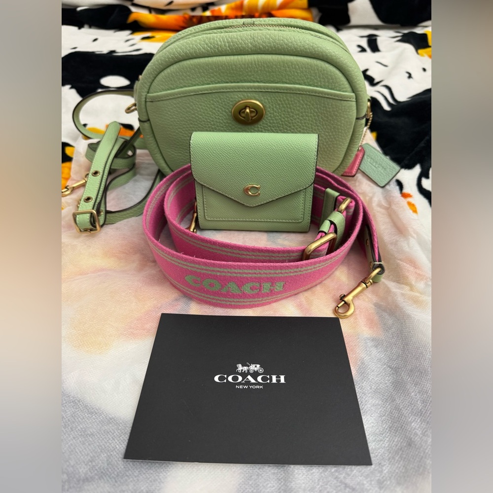 Coach pistachio Green and Pink Women's Bag and wallet Set